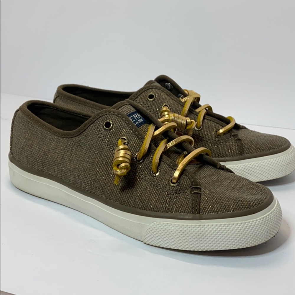 ✨🤩BNWOT Sperry canvas boat shoes🤩✨